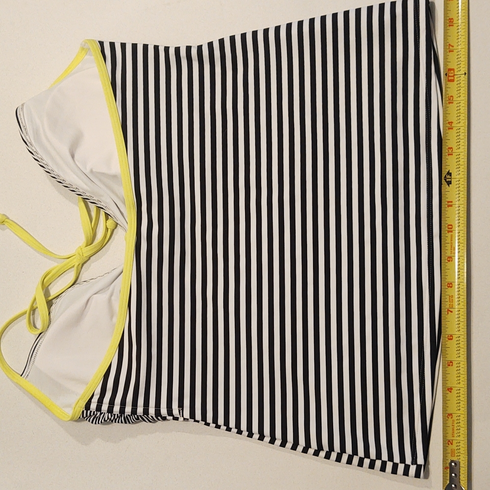 EUC Old Navy Tankini Top - Picture 2 of 4